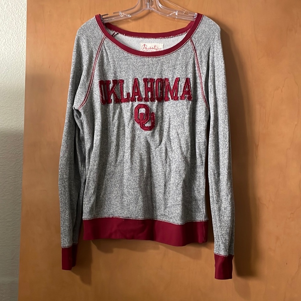 Sweatshirt